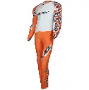 2mike-or-4-000x2000_1.webp